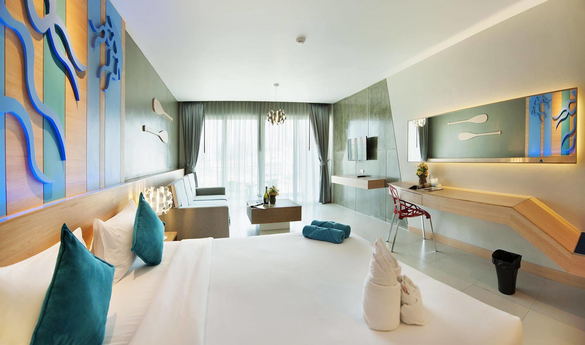 Ratana Platinum Resort Kamala Exterior photo